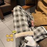 Winter Plush Thickened Pants Men Warm Fashion Retro Thick Plaid Pants Men Streetwear Loose Straight Pants Mens Trousers M-2XL